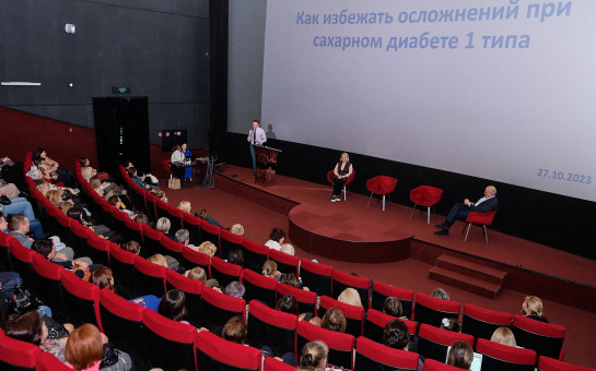 «Минздрав постоянно с нами на связи»